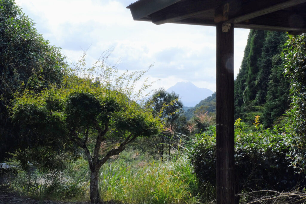 宇佐市安心院町のストーンサークル-佐田京石-へ (4)