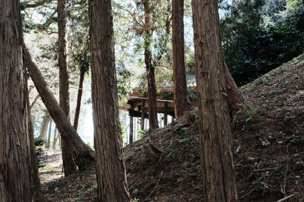 行橋市内最大の前方後円墳-八雷古墳-と-八雷神社 (1)