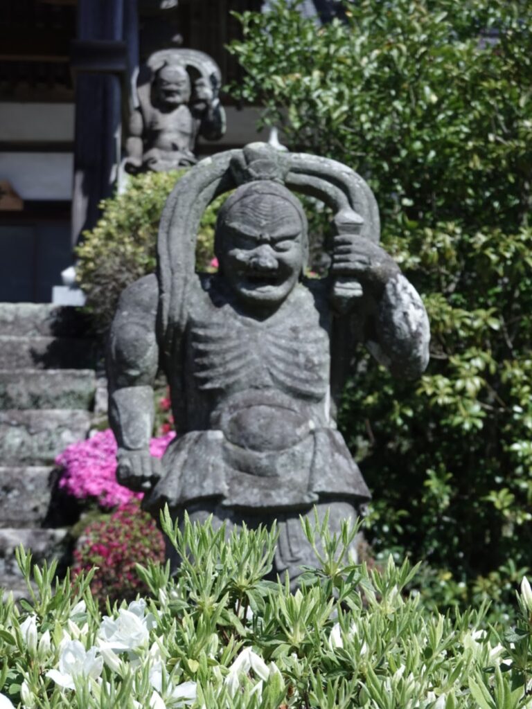 【国東半島・国東市】六郷満山巡り。4月の成仏寺と奥の院　仁王像