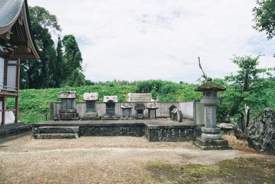 大分県宇佐市 貴船神社(下拝田）石祠
