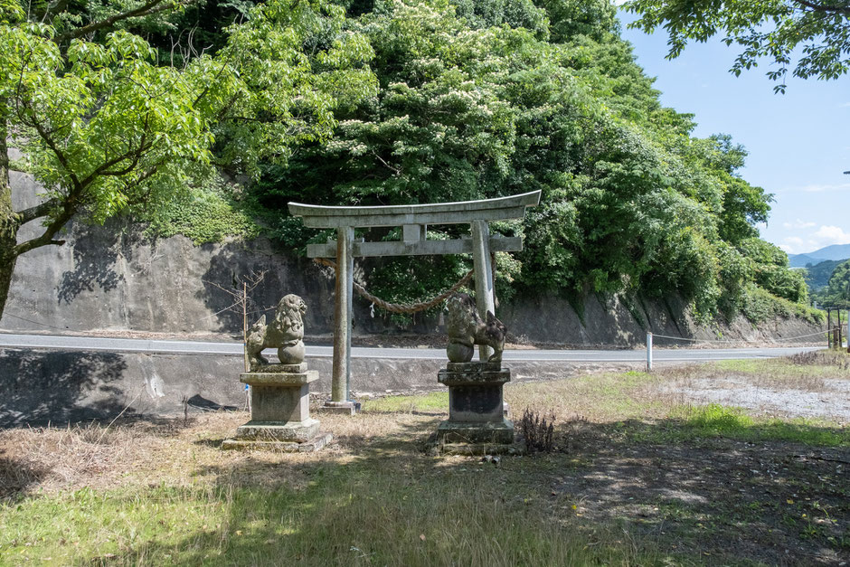 宇佐市安心院町-里の駅近くの貴船神社-戸方