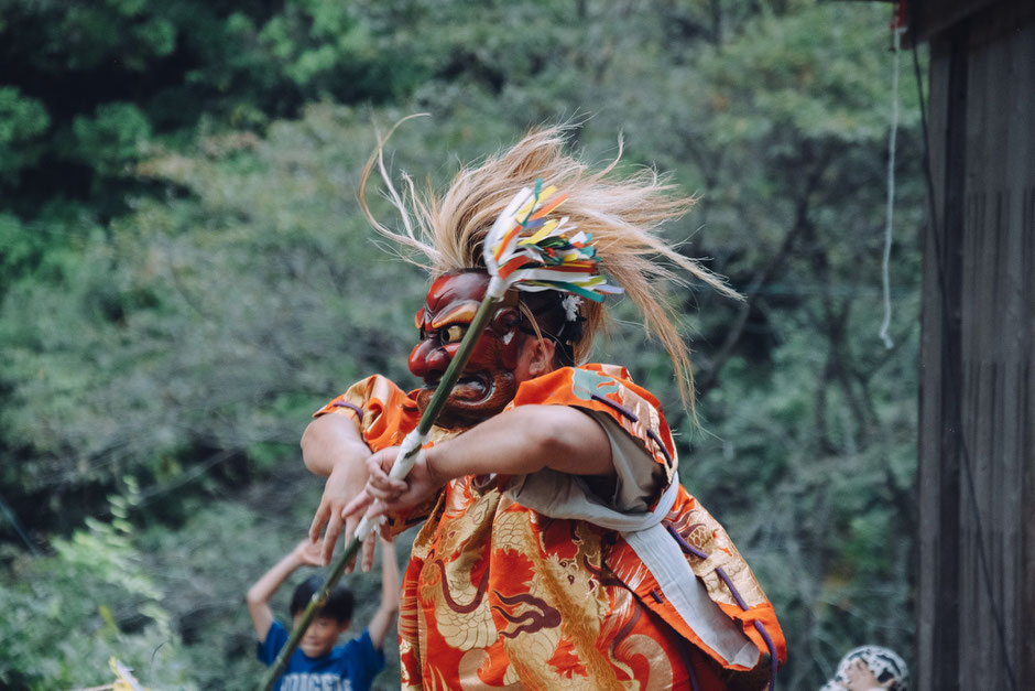 豊前市 上川底 貴船神社 大村神楽講奉納へ|フォトライターの歴史カメラ散歩