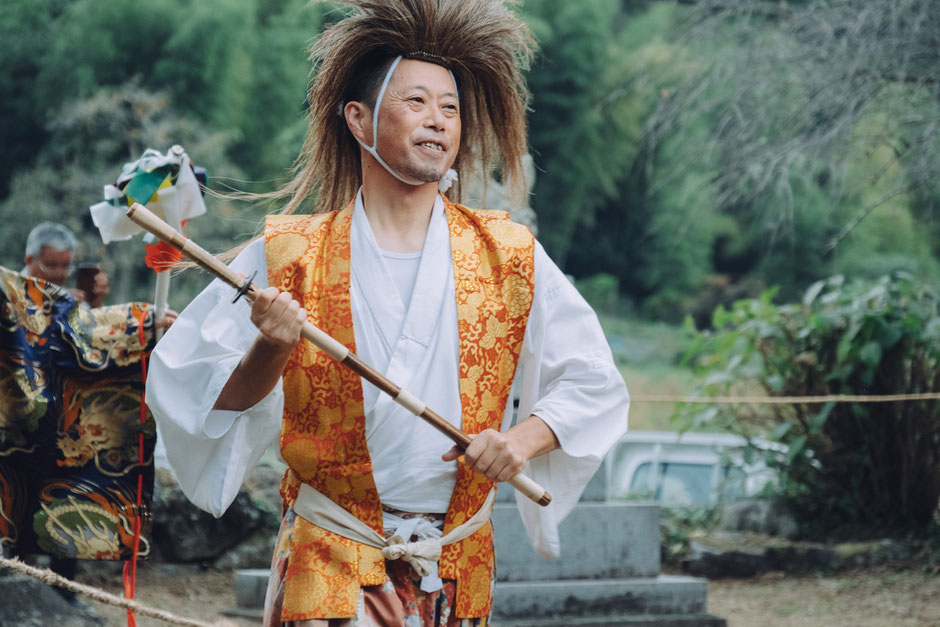 豊前市 上川底 貴船神社 大村神楽講奉納へ|フォトライターの歴史カメラ散歩