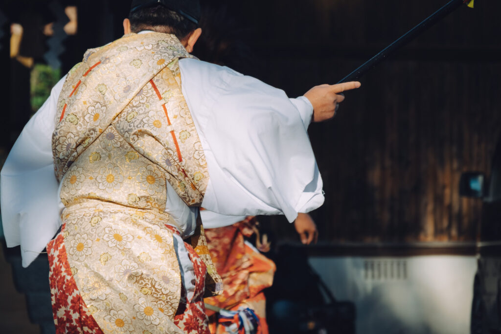 【上毛町】八坂神社 唐原神楽講奉納へ|フォトライターの歴史カメラ旅