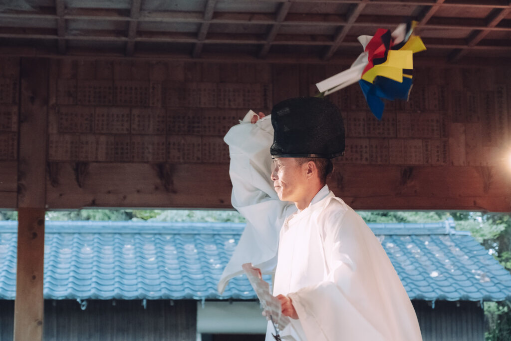 【上毛町】八坂神社 唐原神楽講奉納へ|フォトライターの歴史カメラ旅