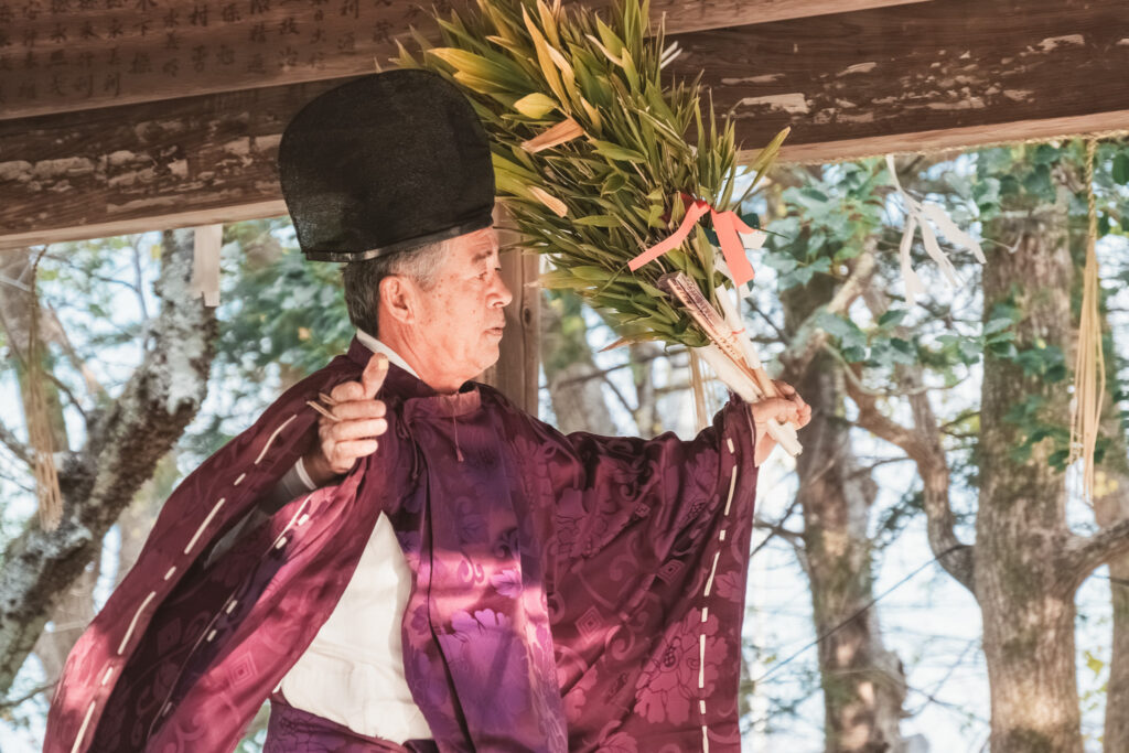 【大分県中津市大新田】白髭神社 蛎瀬神楽奉納へ|フォトライターの歴史カメラ旅