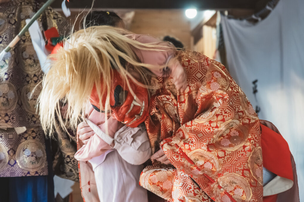 【大分県中津市大新田】白髭神社 蛎瀬神楽奉納へ|フォトライターの歴史カメラ旅