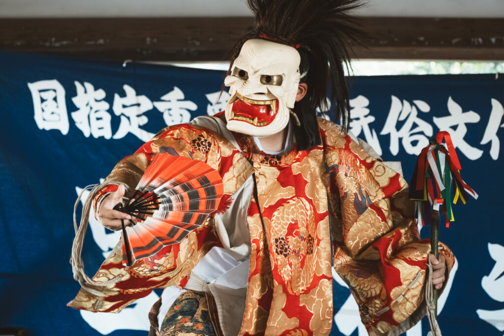 豊前神楽「友枝神楽講」奉納 （宇佐市武領地区／若宮社・稲荷神社・貴布禰神社)歴史カメラ散歩