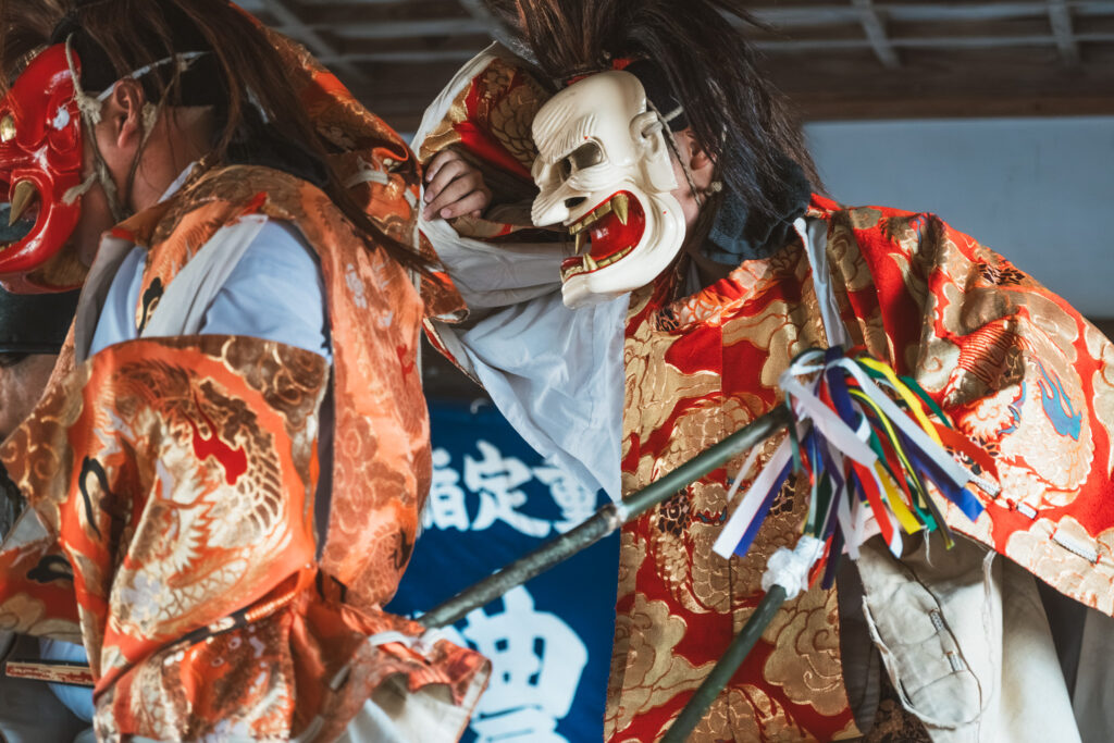 豊前神楽「友枝神楽講」奉納 （宇佐市武領地区／若宮社・稲荷神社・貴布禰神社)歴史カメラ散歩