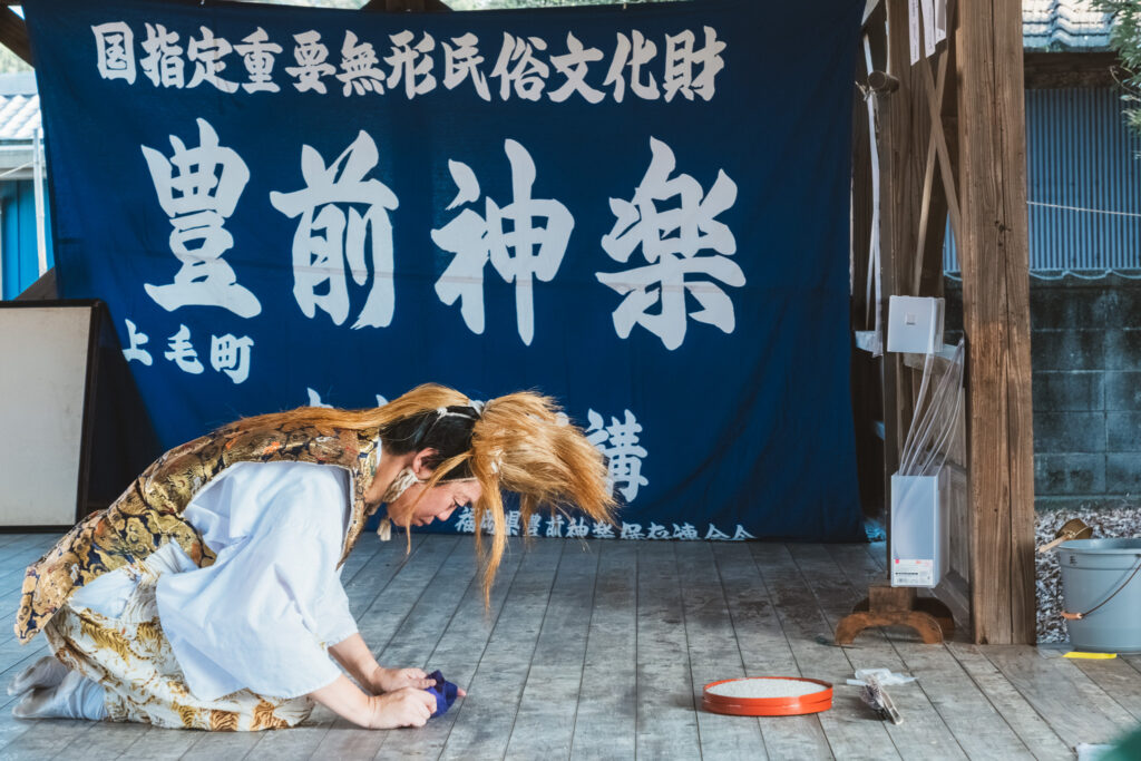 豊前神楽「友枝神楽講」奉納 （宇佐市武領地区／若宮社・稲荷神社・貴布禰神社)歴史カメラ散歩