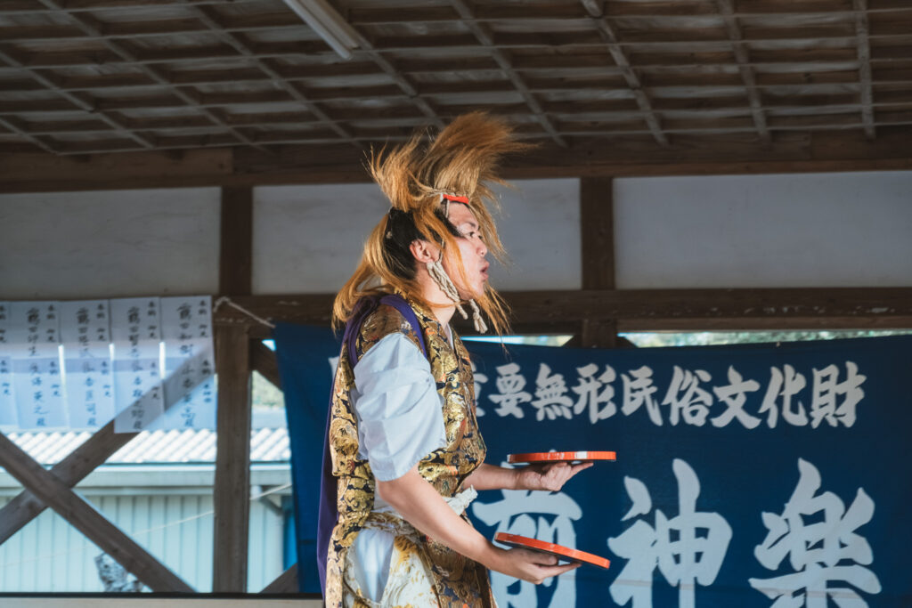 豊前神楽「友枝神楽講」奉納 （宇佐市武領地区／若宮社・稲荷神社・貴布禰神社)歴史カメラ散歩