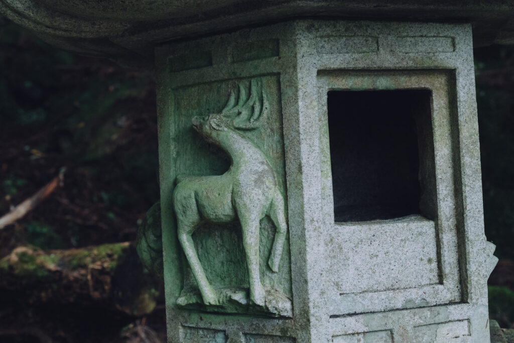 豊前坊高住神社 春日灯籠