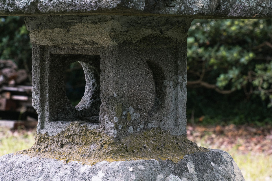 初めて「瀬織津姫」を意識した上毛町・牛頭天王公園の八坂神社 石灯籠