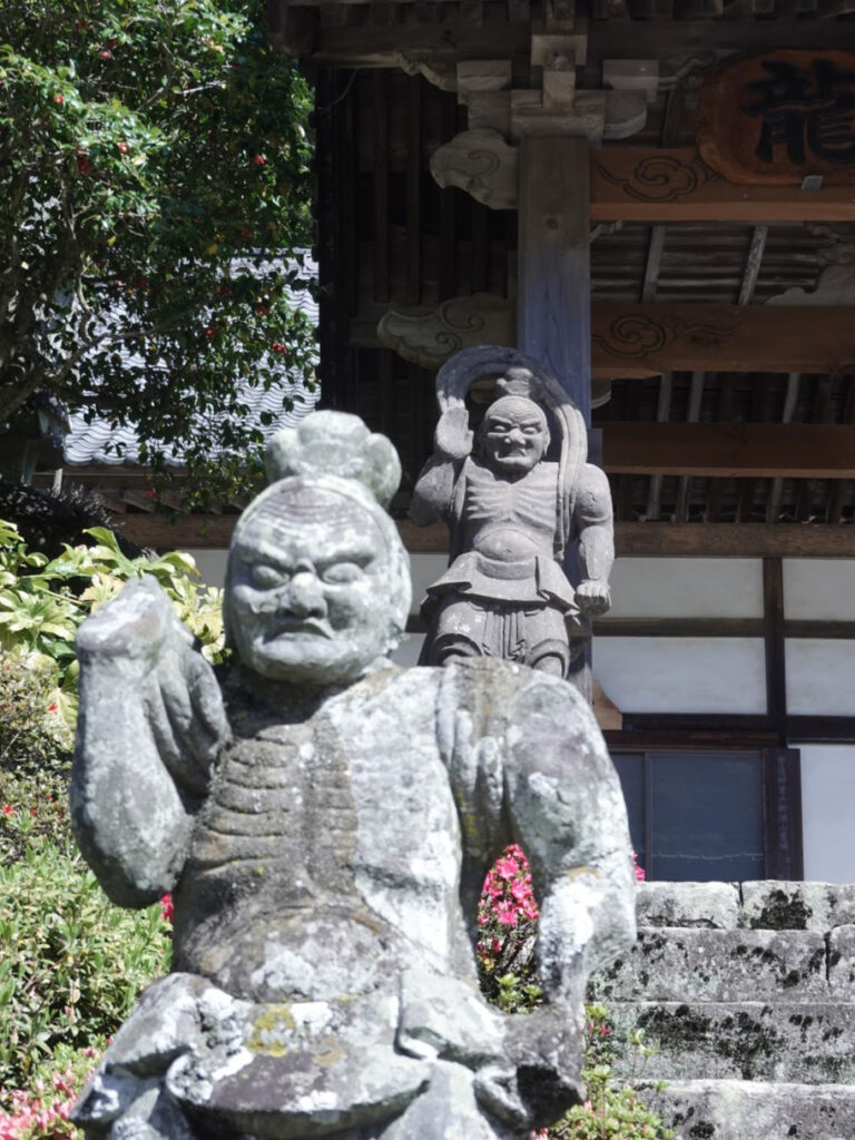【国東半島・国東市】六郷満山巡り。4月の成仏寺と奥の院　仁王像