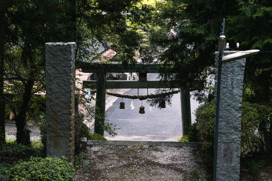 初めて「瀬織津姫」を意識した上毛町・牛頭天王公園の八坂神社 鳥居