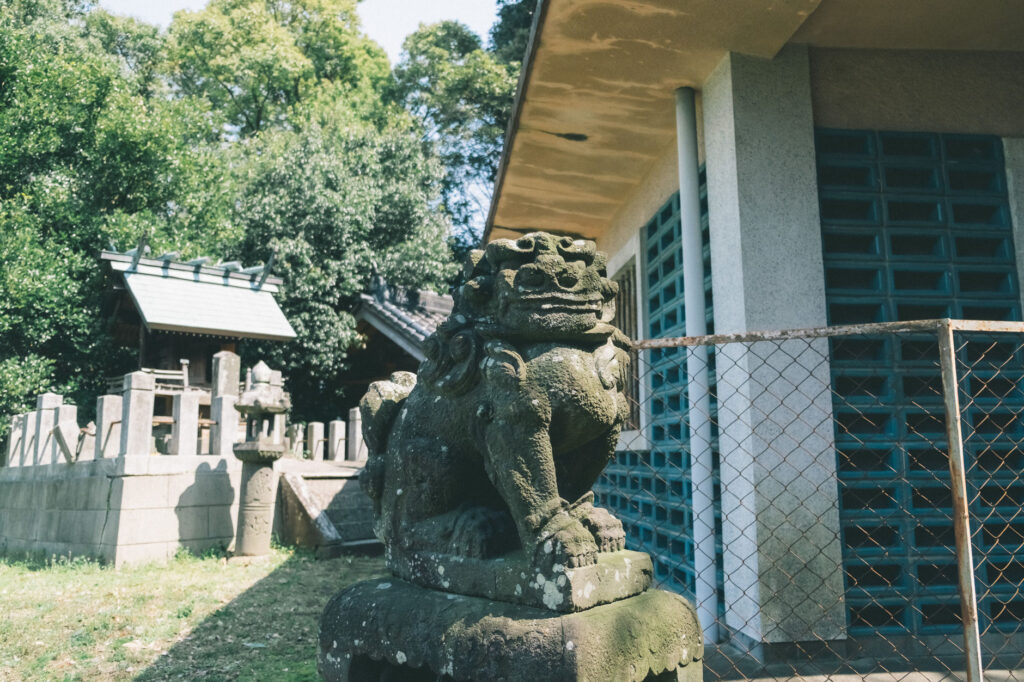 うきは市吉井町-若宮八幡神社内-日岡古墳-狛犬-吽形