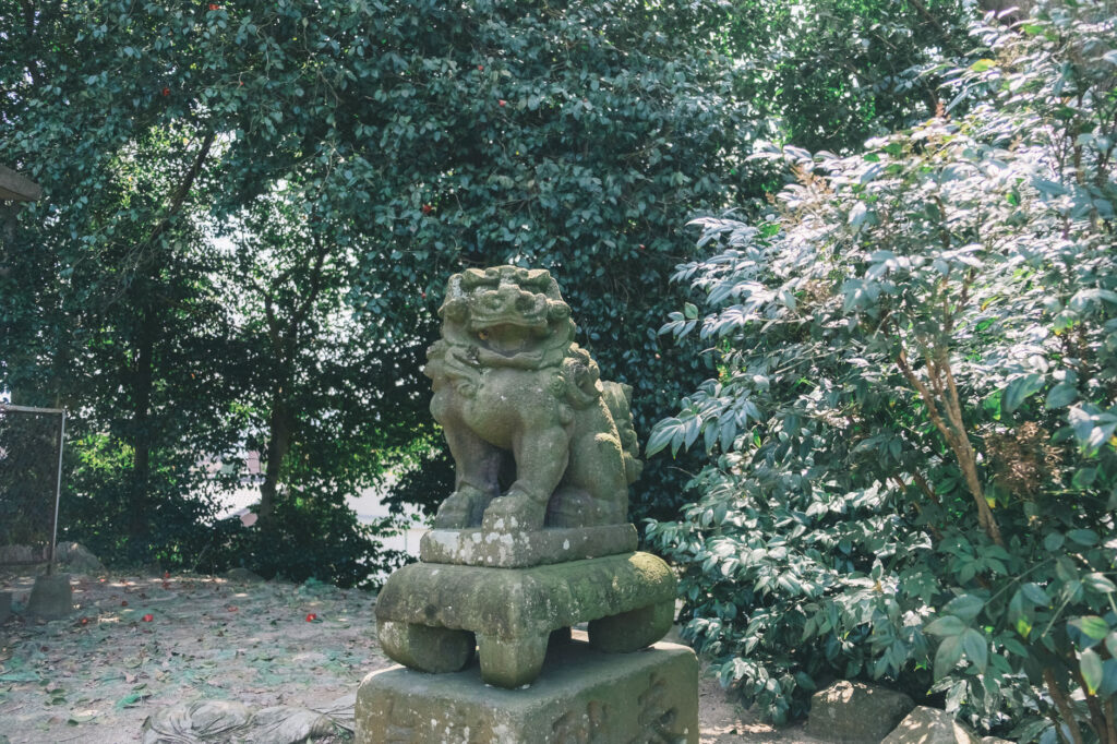 うきは市吉井町-若宮八幡神社内-日岡古墳-狛犬-阿形
