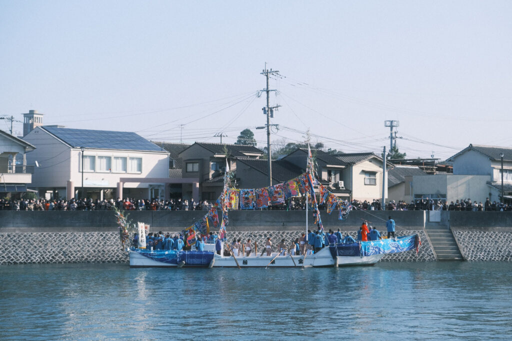 以前見たホーランエンヤの様子