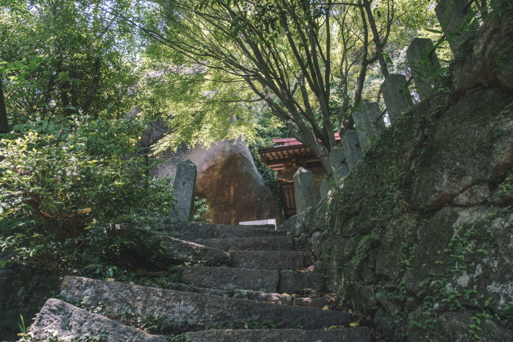 八景山-みやこ町-磐座