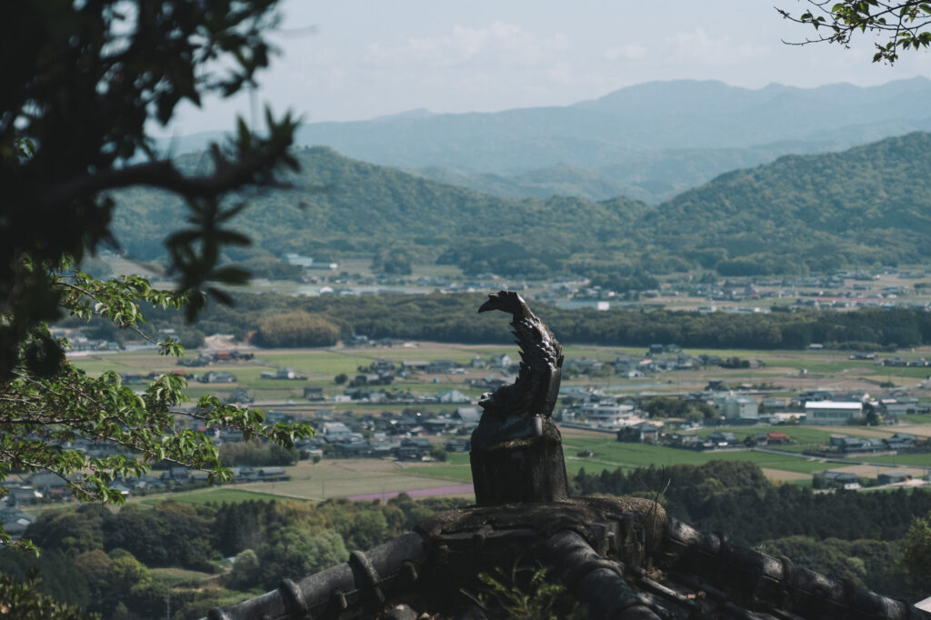 難病平癒の観音様-福岡県みやこ町-胸の観音-山頂付近から見える景色