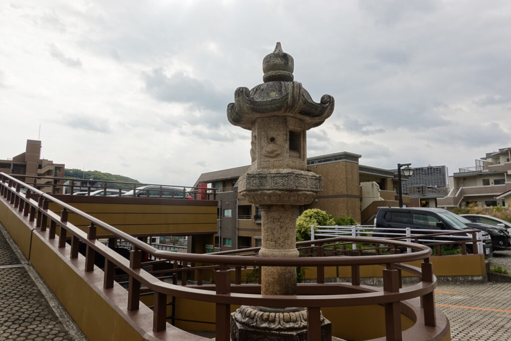 長崎市　諏訪神社　駐車場