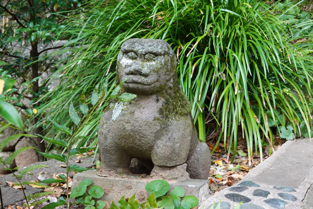 石造狛犬一式 吽形