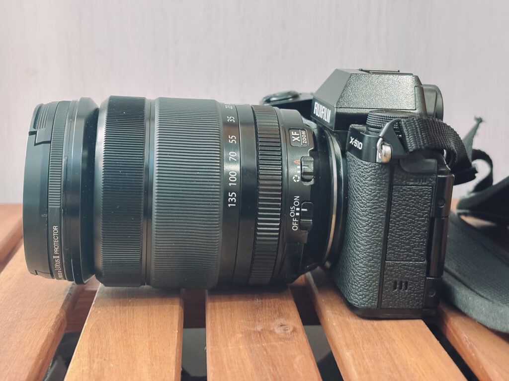 [富士フイルム フジノンレンズ XF18-135mmF3.5-5.6 R LM OIS WR]で神楽を撮る | 撮影方法と神楽の作例集 (祭りスナップの作例も)