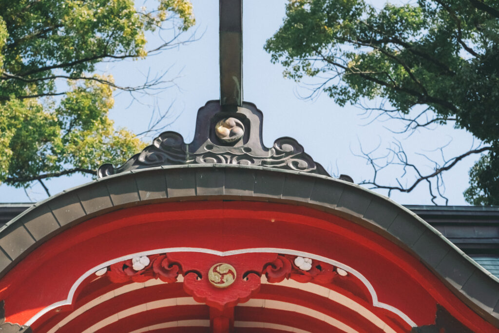 福岡県　うきは市　正八幡宮　右三つ巴紋