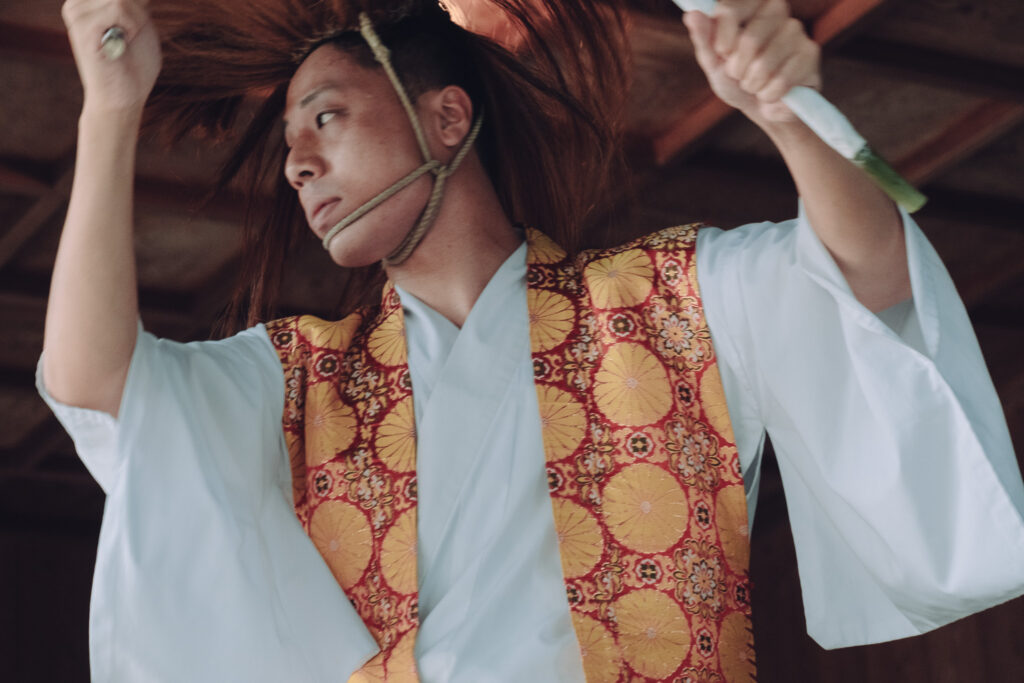 【福岡県豊前市】乙女八幡神社、秋の黒土神楽講奉納へ_弓正護