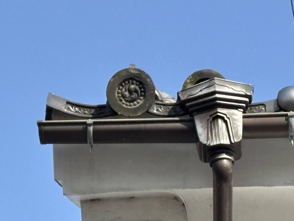 うきは市で見つけた右三つ巴紋