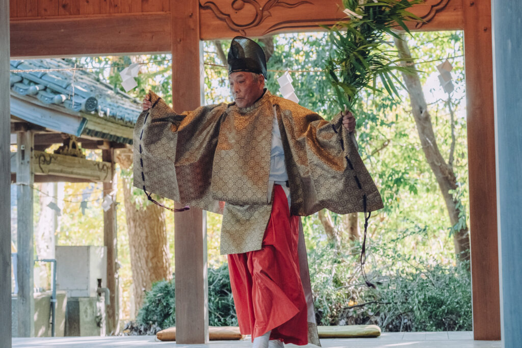 【大分県中津市】鍋島貴船神社 今津神楽社奉納へ