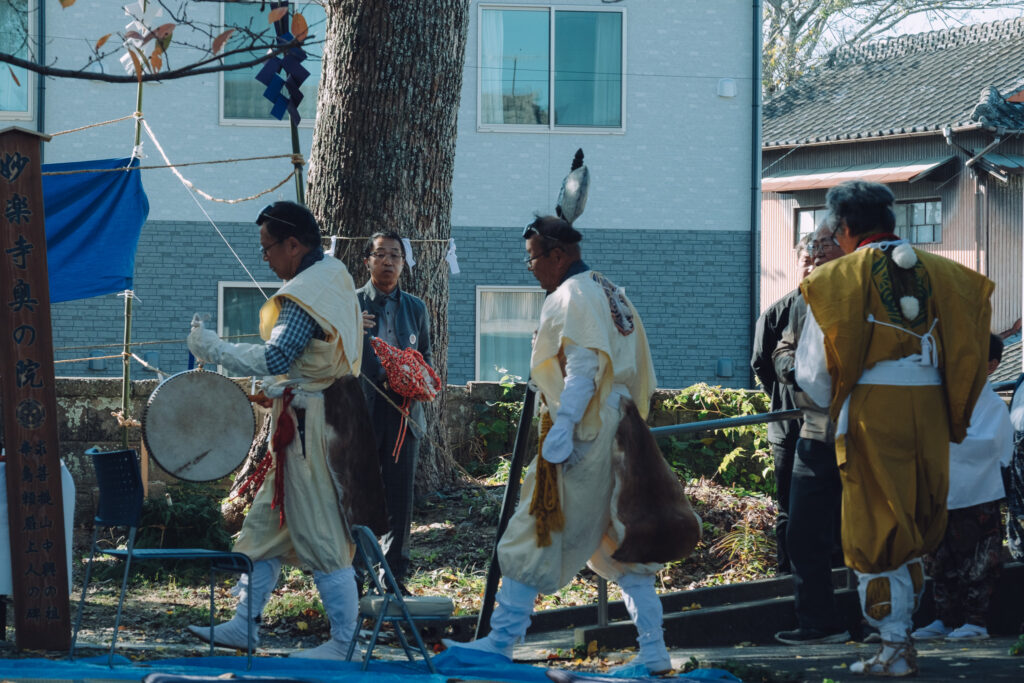 【大分県中津市】金谷貴船神社・丹生神社貴船宮 三毛門こども神楽講・女子神楽奉納へ（護摩焚きあり）