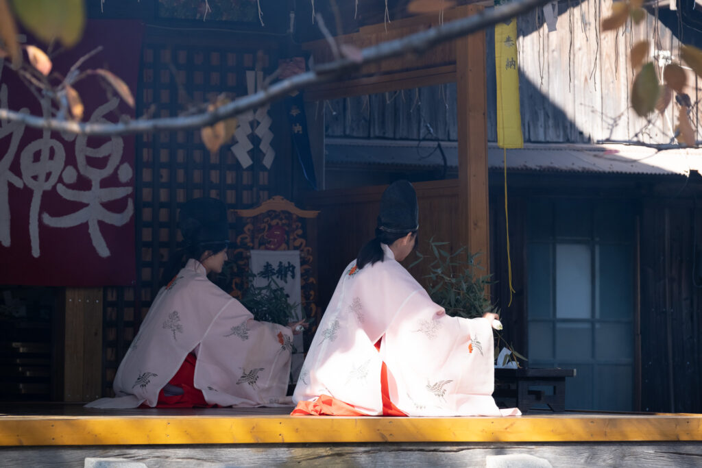 【大分県中津市】金谷貴船神社・丹生神社貴船宮 三毛門こども神楽講・女子神楽奉納へ（護摩焚きあり）