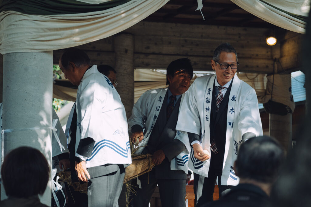 【大分県中津市】中殿貴船神社かまぎ餅神事 蛎瀬神楽奉納へ