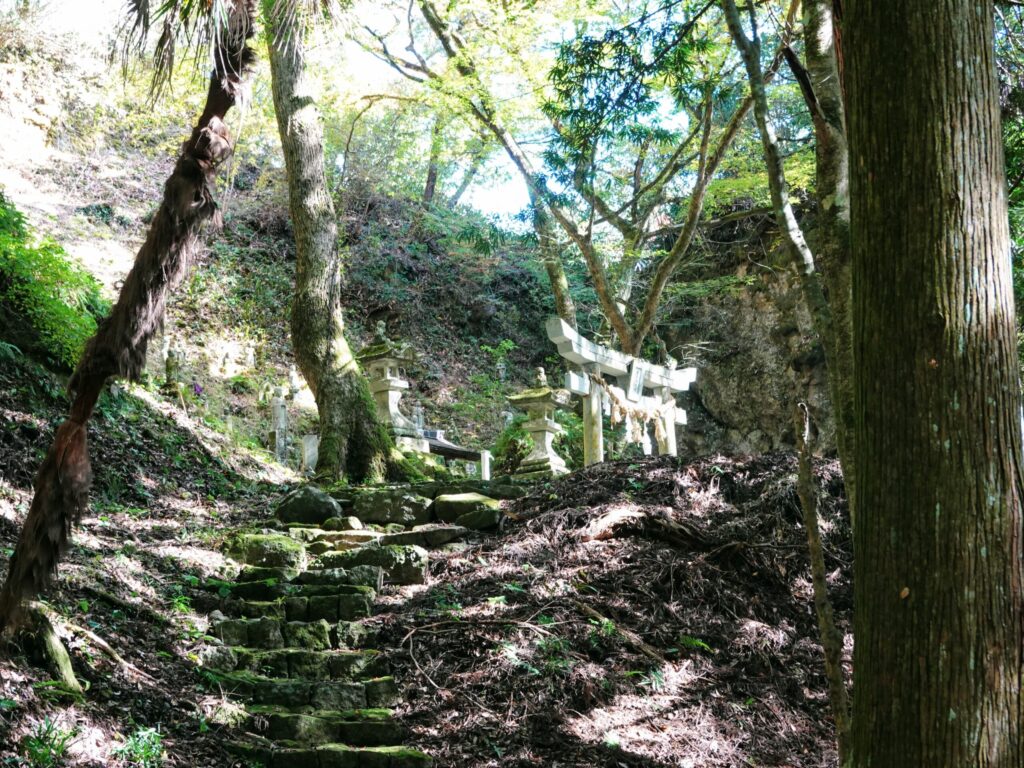 【福岡県朝倉郡東峰村】宝珠山 岩屋神社 2019年11月 撮影記録