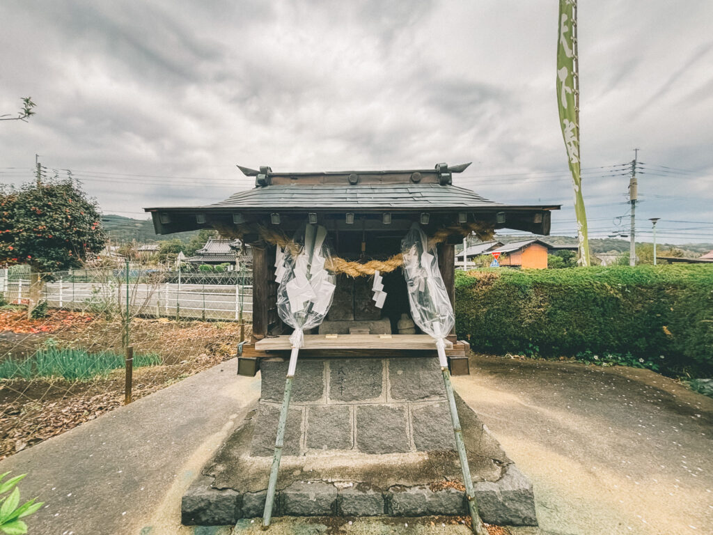 豊前市下河内の清原神事に関わる二塚神社に残る「一対」＿「猿田彦大神」と「天鈿女命」