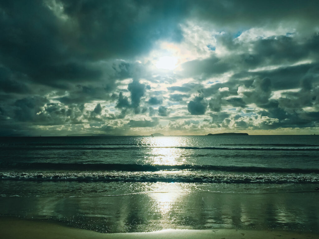宮地嶽神社「光の道」