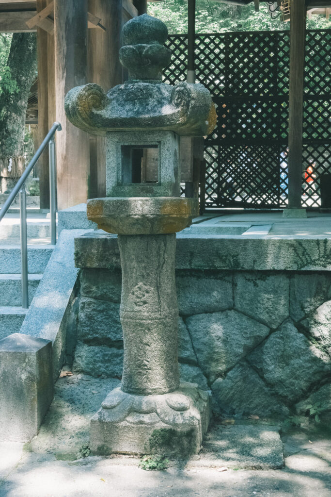 志賀海神社 石灯籠
