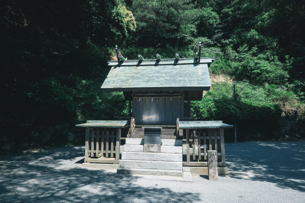 宮地嶽神社 六社神社