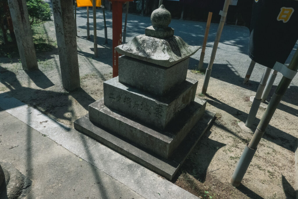 不動神社 石灯籠