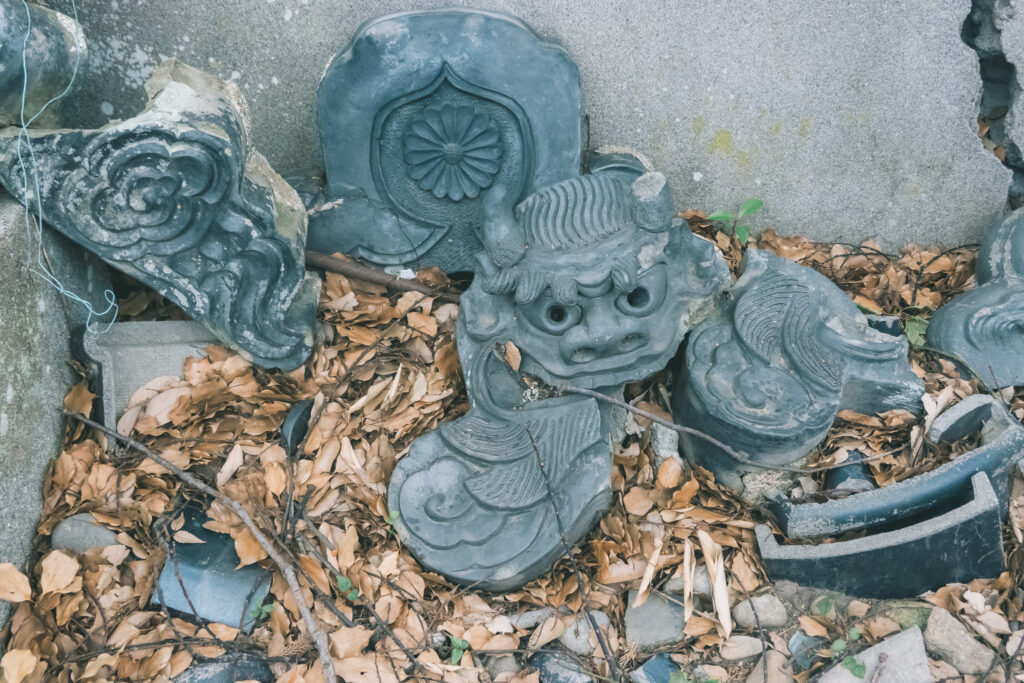 法鏡寺貴舩神社 鬼瓦 蓮華紋