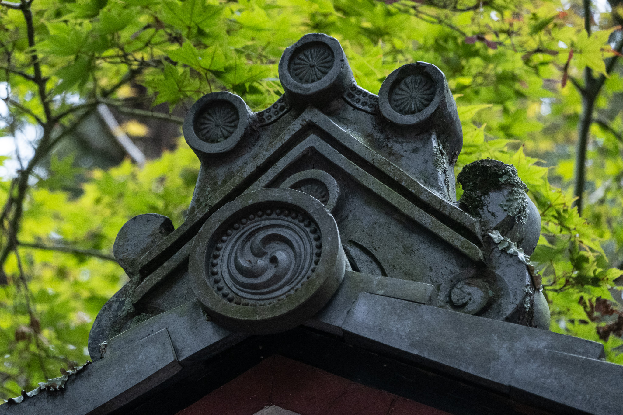 奈良・東大寺の鎮守「手向山八幡宮」の白山神社