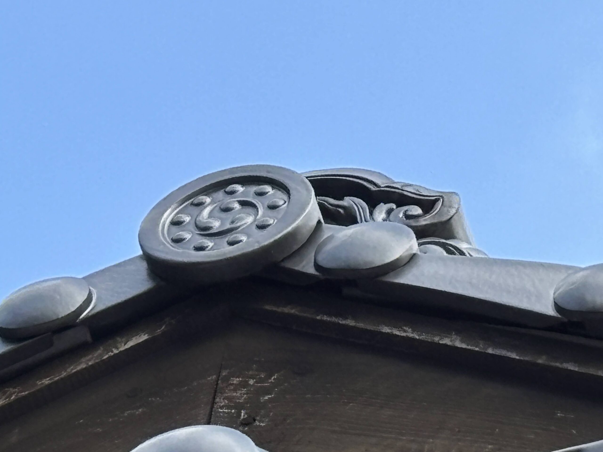 今津恵比須神社　右三つ巴紋